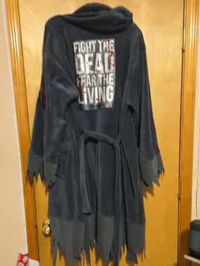 Walking Dead Dark Gray 'Fight the Dead' Hooded Robe with Tattered Hem